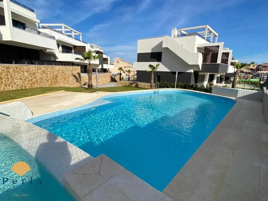 Beautiful New South Facing Bungalow With Large Terrace Dehesa de Campoamor  Bagian luar foto